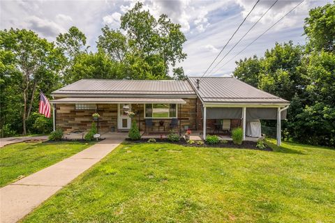 Photo of 4 Ann St, Carnegie, PA 15106 (MLS # 1760486)