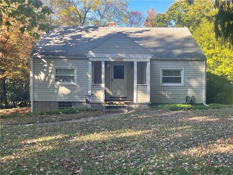 Photo of 435 Mccalmont Rd, Renfrew, PA 16053 (MLS # 1726981)