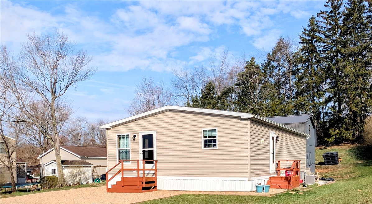 Derry Twp, Pennsylvania 15627, United States, 2 Bedrooms Bedrooms, ,2 BathroomsBathrooms,Residential,Active,98169