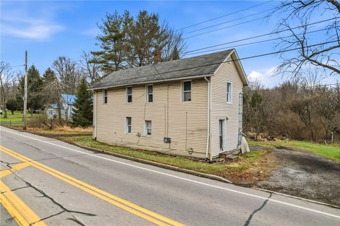 Photo of 995 Mercer Ave, Hermitage, PA 16148 (MLS # 1736798)