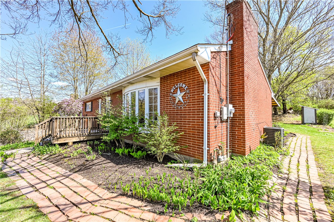 Kiskiminetas Twp, Pennsylvania 15613, United States, 3 Bedrooms Bedrooms, ,2 BathroomsBathrooms,Residential,Pending,115952