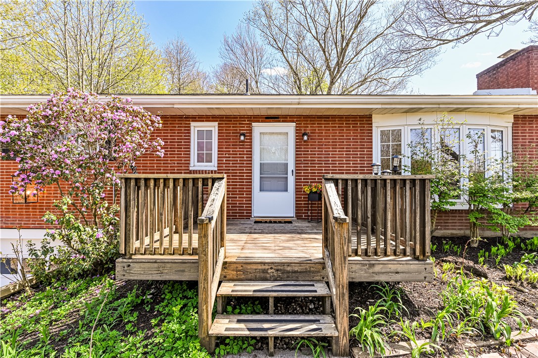 Kiskiminetas Twp, Pennsylvania 15613, United States, 3 Bedrooms Bedrooms, ,2 BathroomsBathrooms,Residential,Pending,115952