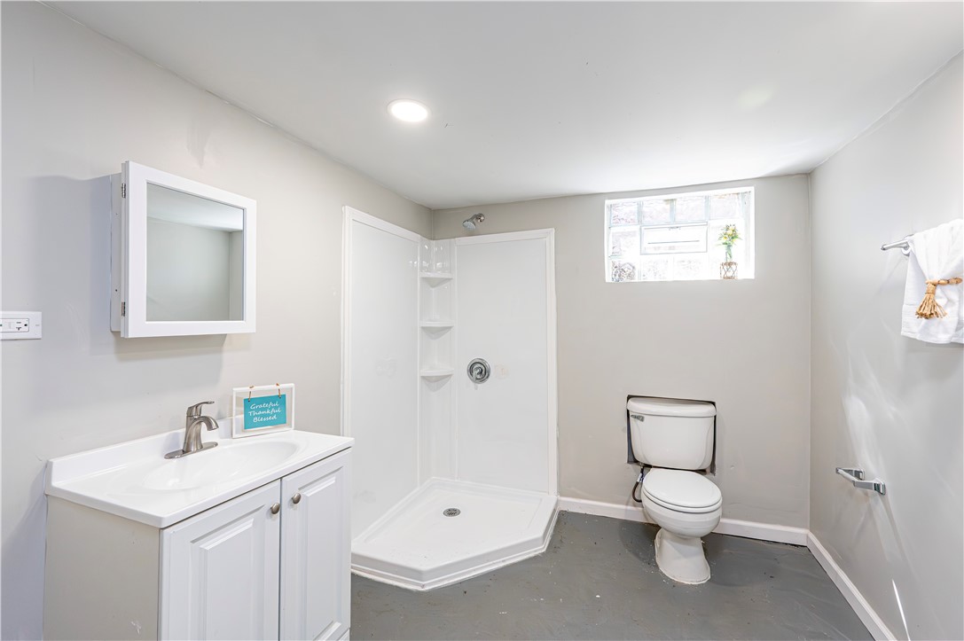 Kiskiminetas Twp, Pennsylvania 15613, United States, 3 Bedrooms Bedrooms, ,2 BathroomsBathrooms,Residential,Pending,115952