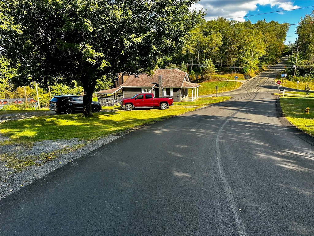 Connoquenessing Twp, Pennsylvania 16033, United States, 1 Bedroom Bedrooms, ,2 BathroomsBathrooms,Residential,Active,209201