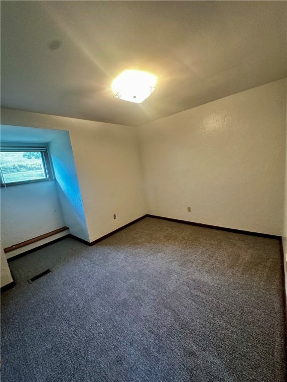 Connoquenessing Twp, Pennsylvania 16033, United States, 1 Bedroom Bedrooms, ,2 BathroomsBathrooms,Residential,Active,209201