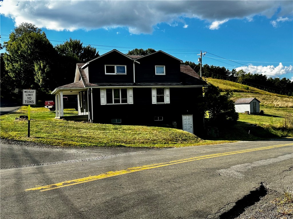 Connoquenessing Twp, Pennsylvania 16033, United States, 1 Bedroom Bedrooms, ,2 BathroomsBathrooms,Residential,Active,209201