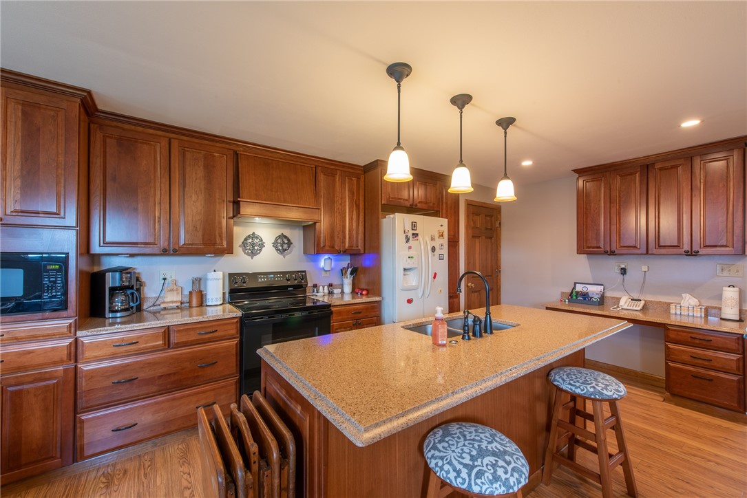 Oklahoma Boro, Pennsylvania 15613, United States, 3 Bedrooms Bedrooms, ,2 BathroomsBathrooms,Residential,Pending,181881