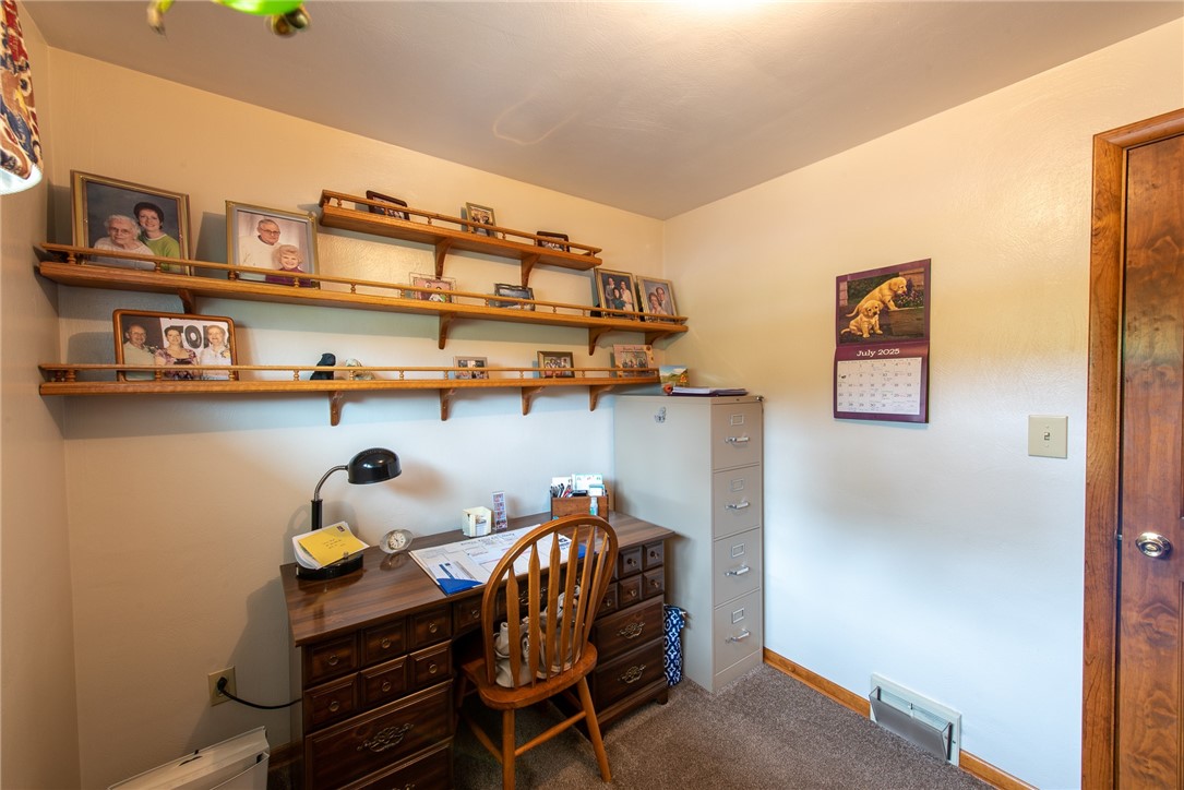 Oklahoma Boro, Pennsylvania 15613, United States, 3 Bedrooms Bedrooms, ,2 BathroomsBathrooms,Residential,Pending,181881