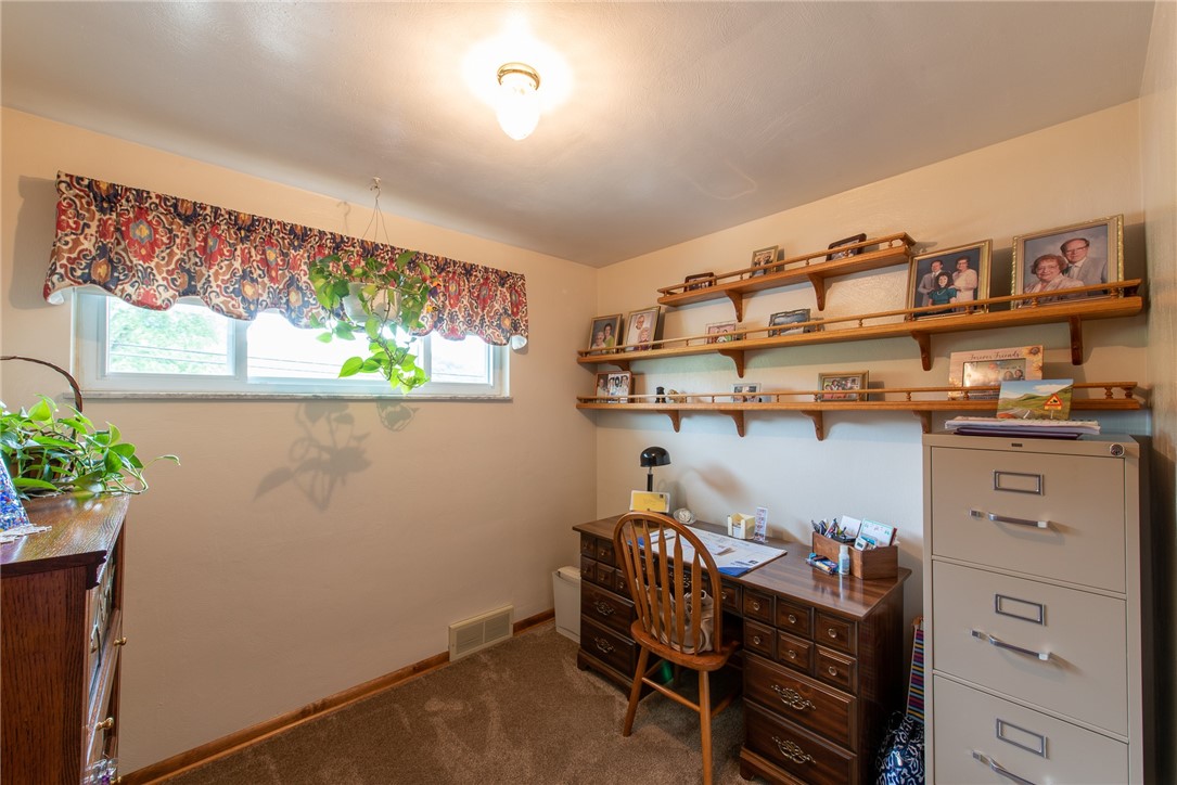 Oklahoma Boro, Pennsylvania 15613, United States, 3 Bedrooms Bedrooms, ,2 BathroomsBathrooms,Residential,Pending,181881