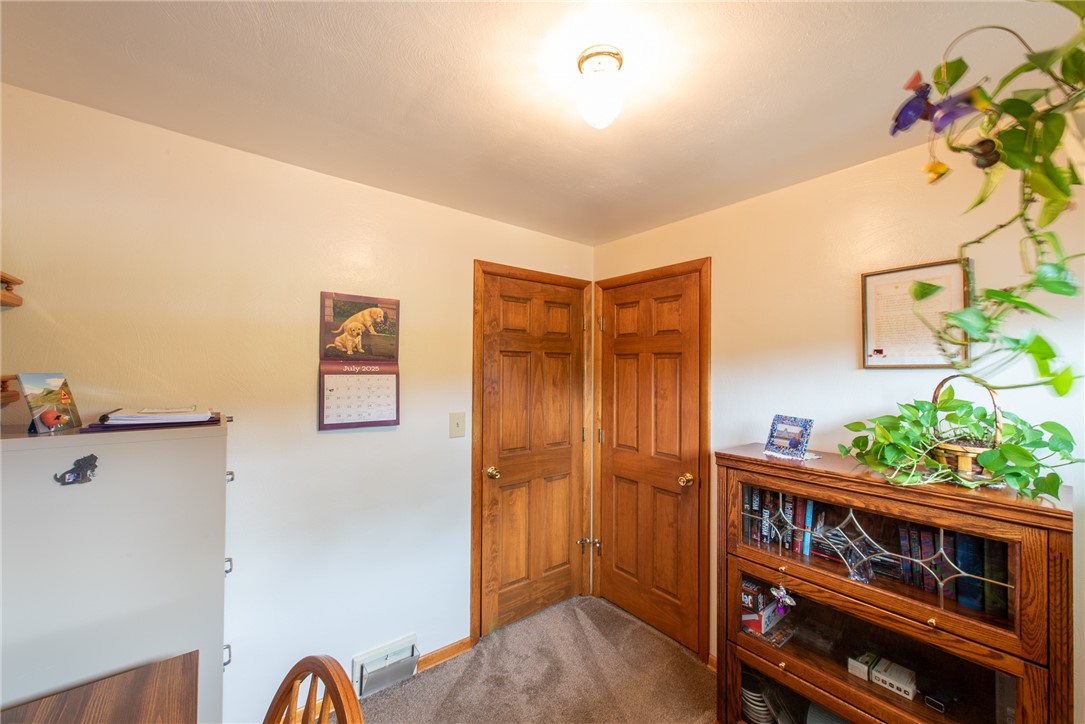 Oklahoma Boro, Pennsylvania 15613, United States, 3 Bedrooms Bedrooms, ,2 BathroomsBathrooms,Residential,Pending,181881