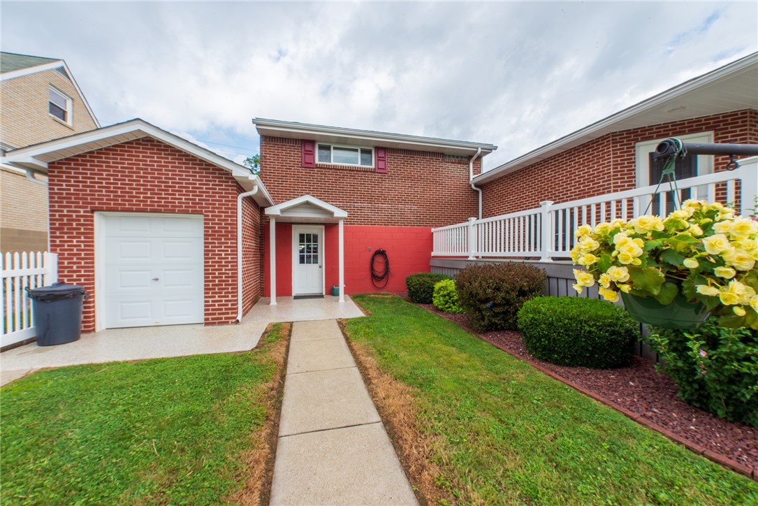 Oklahoma Boro, Pennsylvania 15613, United States, 3 Bedrooms Bedrooms, ,2 BathroomsBathrooms,Residential,Pending,181881