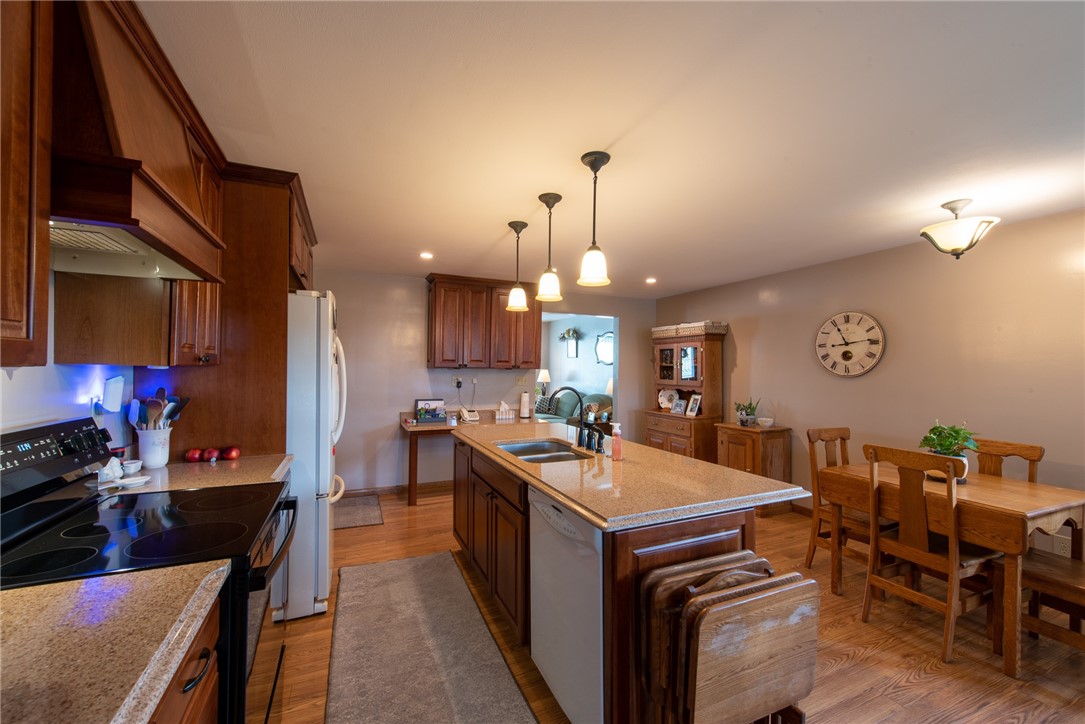 Oklahoma Boro, Pennsylvania 15613, United States, 3 Bedrooms Bedrooms, ,2 BathroomsBathrooms,Residential,Pending,181881