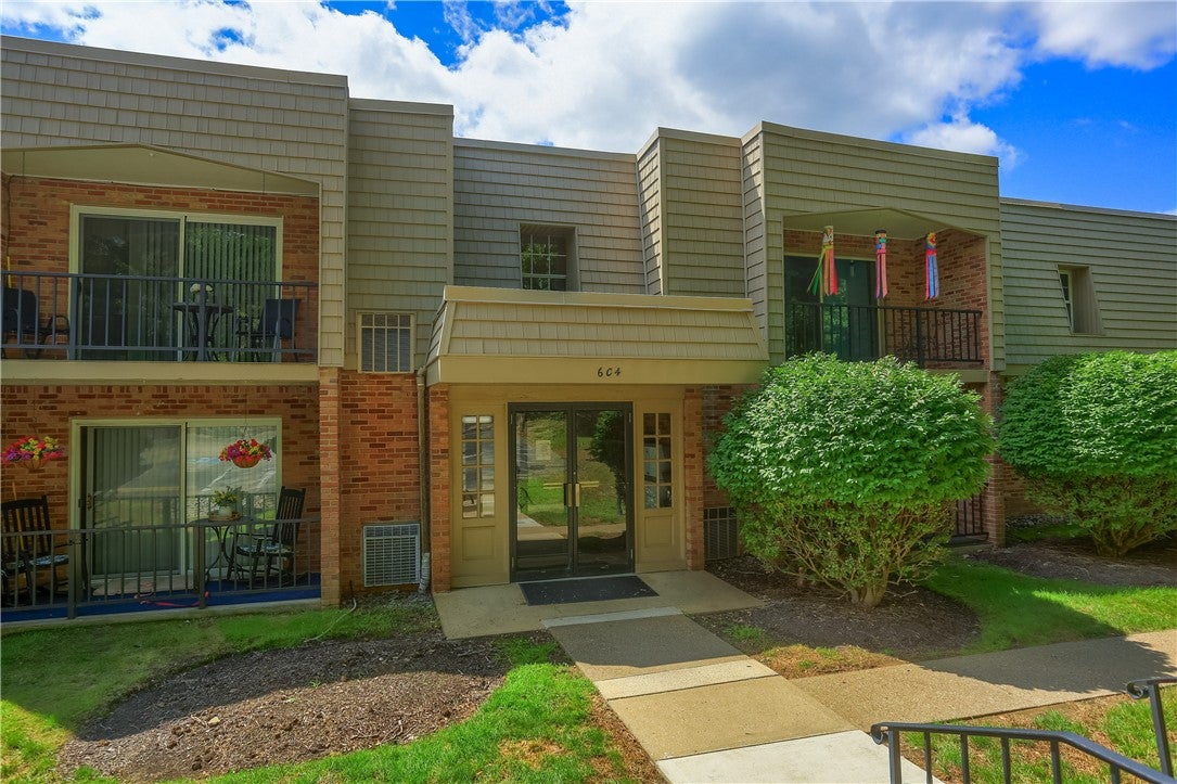 604 Calais Drive 1103