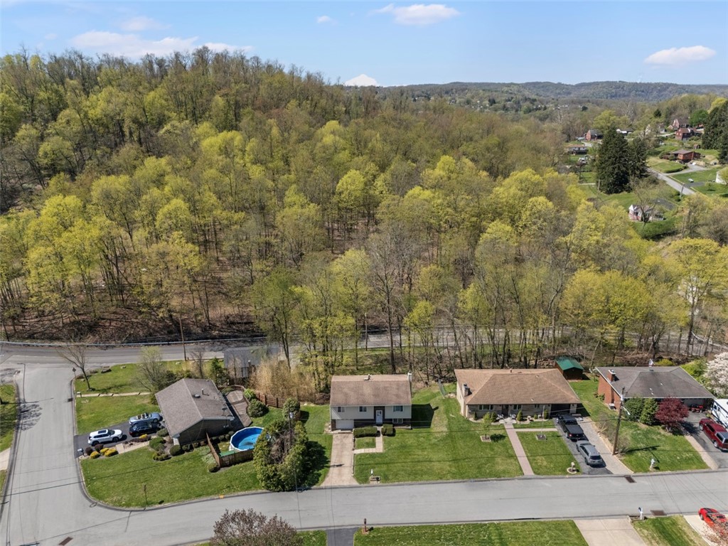 107 Circle Dr Dr, White Oak, Pennsylvania image 38