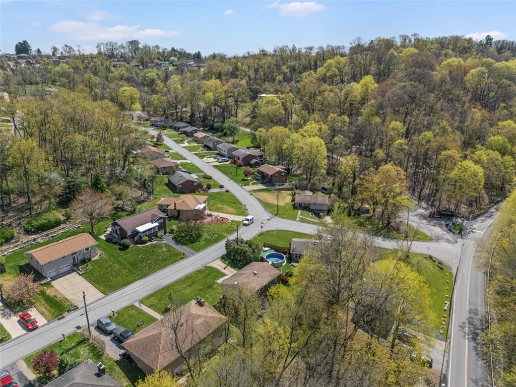 107 Circle Dr Dr, White Oak, Pennsylvania image 40