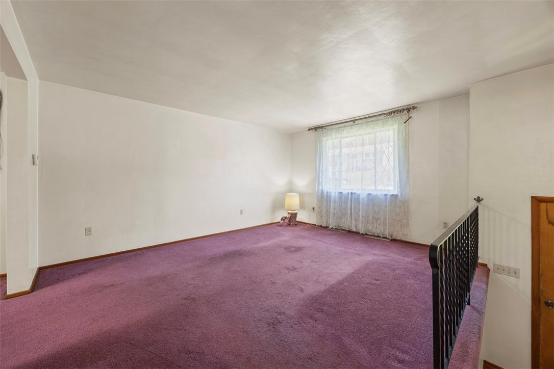 107 Circle Dr Dr, White Oak, Pennsylvania image 7