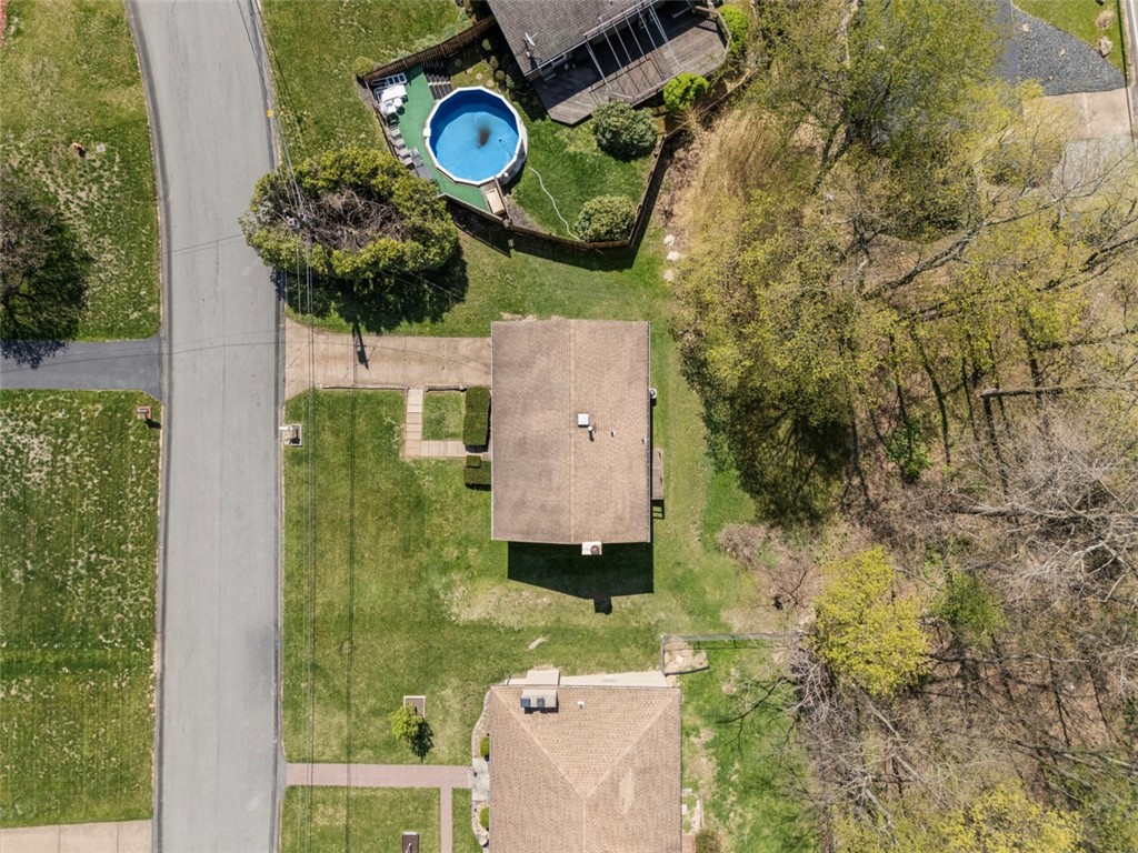 107 Circle Dr Dr, White Oak, Pennsylvania image 36