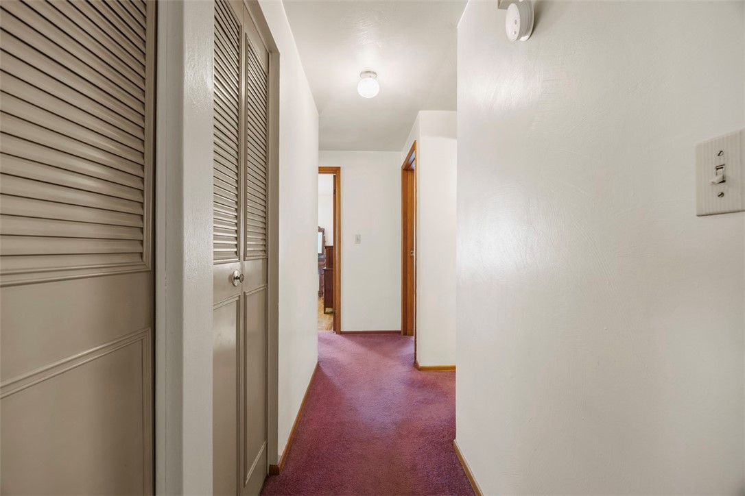 107 Circle Dr Dr, White Oak, Pennsylvania image 16