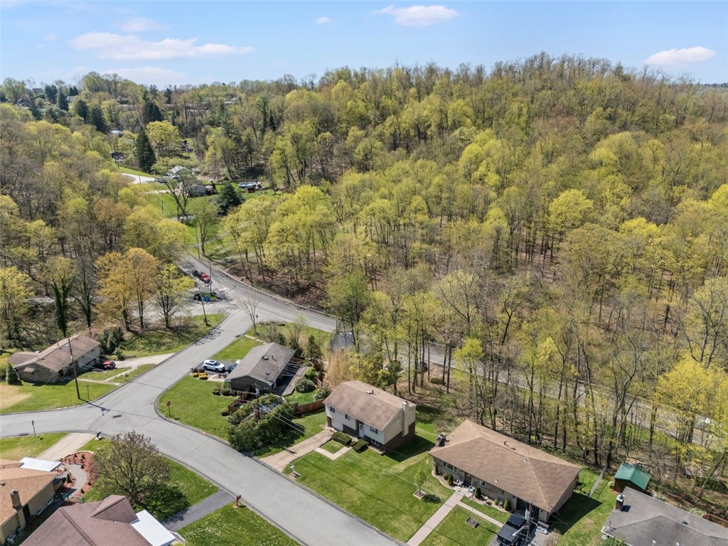 107 Circle Dr Dr, White Oak, Pennsylvania image 37