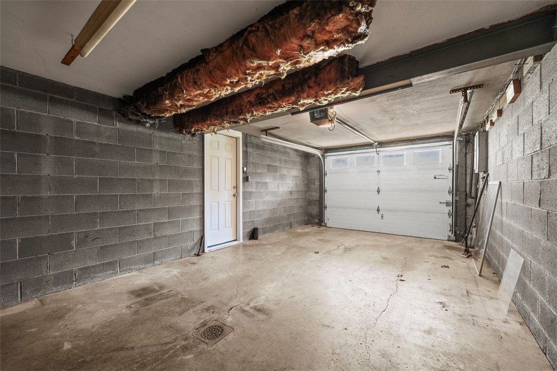 107 Circle Dr Dr, White Oak, Pennsylvania image 30