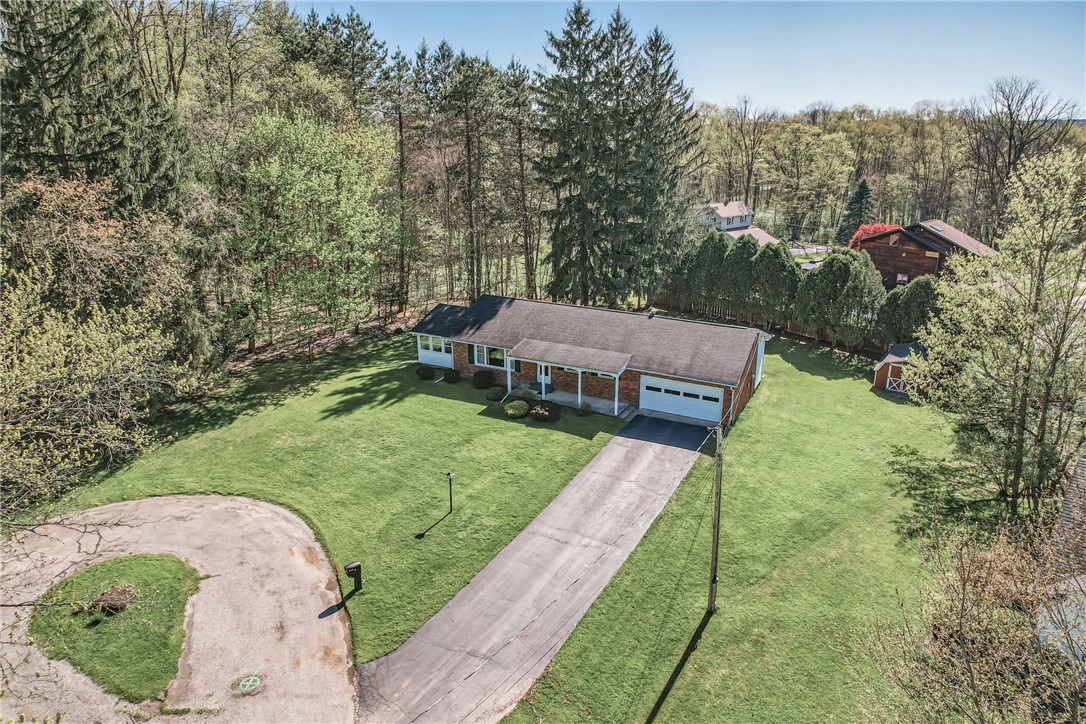 Greenville Boro - Mer, Pennsylvania 16125, United States, 3 Bedrooms Bedrooms, ,2 BathroomsBathrooms,Residential,Contingent,118098