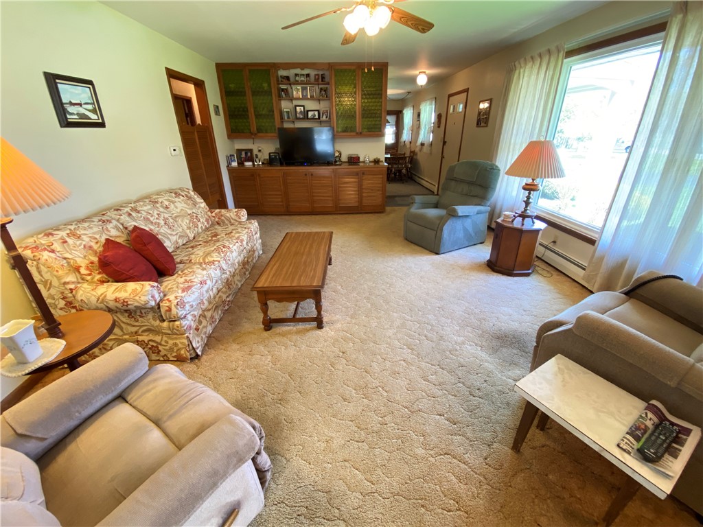 Greenville Boro - Mer, Pennsylvania 16125, United States, 3 Bedrooms Bedrooms, ,2 BathroomsBathrooms,Residential,Contingent,118098