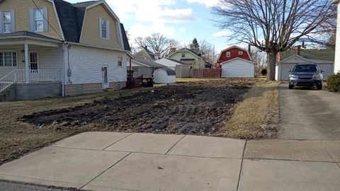 1027 Maryland Ave New Castle/1st PA 16101