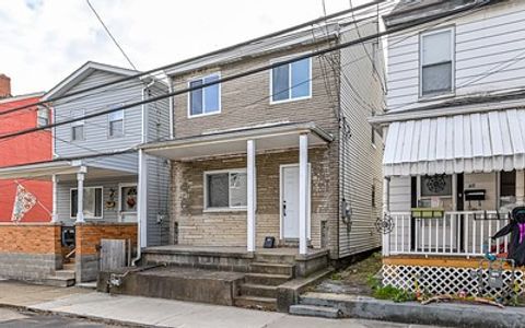 Photo of 59 Sycamore St, Pittsburgh, PA 15223 (MLS # 1732607)