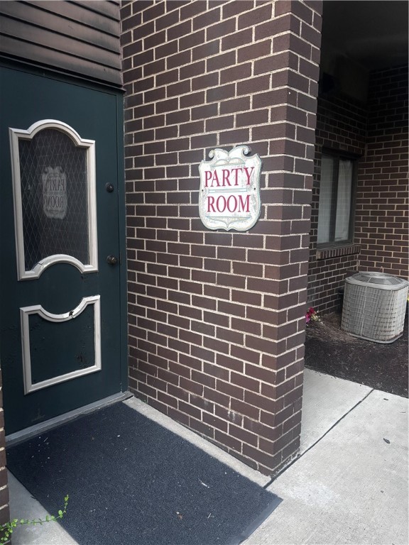 Ross Twp, Pennsylvania 15237, United States, 2 Bedrooms Bedrooms, ,3 BathroomsBathrooms,Residential,Active,172907