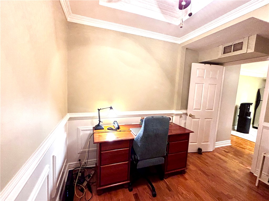 Ross Twp, Pennsylvania 15237, United States, 2 Bedrooms Bedrooms, ,3 BathroomsBathrooms,Residential,Active,172907