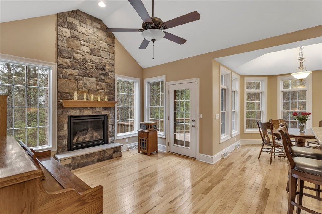 7020 Fair Oaks Drive, Murrysville, Pennsylvania image 13