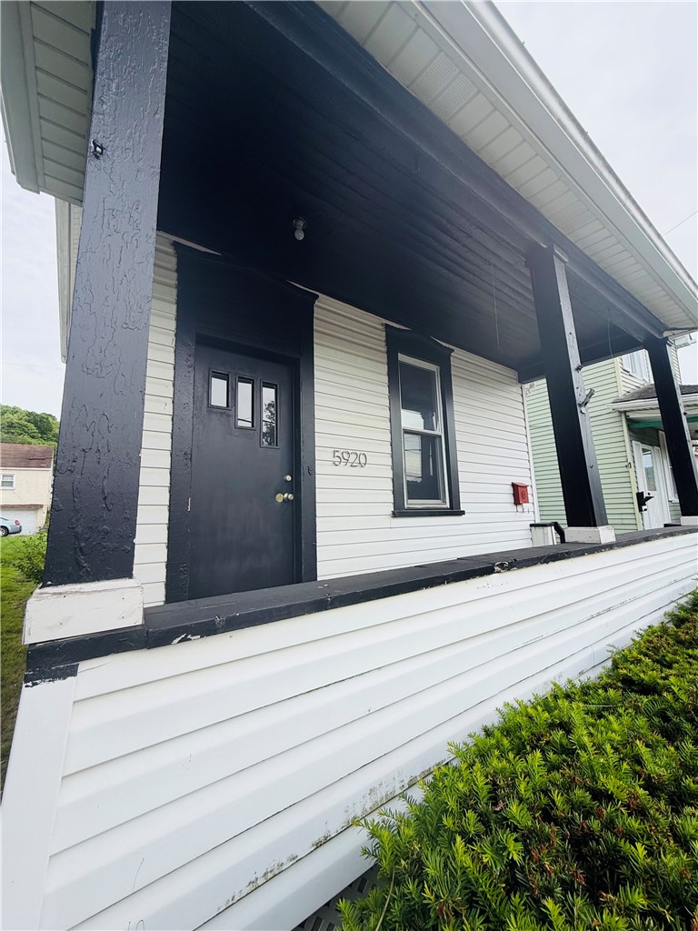 Photo 1 of 17 — 5920 Smithfield, Elizabeth Twp/Boro, PA 15135