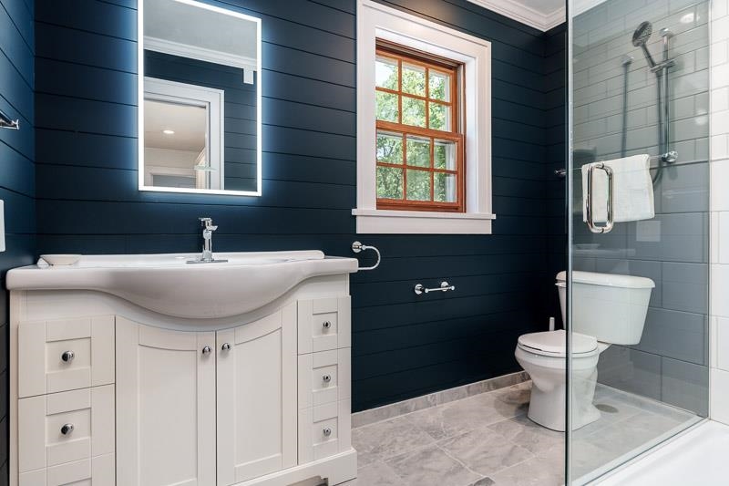 Rockford, Illinois 61107, United States, 5 Bedrooms Bedrooms, ,6 BathroomsBathrooms,Residential,Active,52993