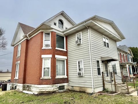 Homes For Sale - 31 3rd Street<br/> Carroll County, SAVANNA, IL 61074