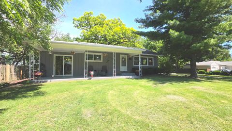 Homes For Sale - 22326 W Terry Drive<br/> LAKE VILLA, IL 60046