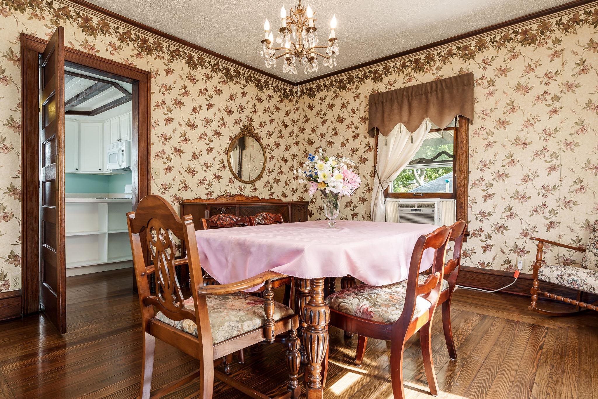 Rockford, Illinois 61104, United States, 3 Bedrooms Bedrooms, ,2 BathroomsBathrooms,Residential,Active,225490