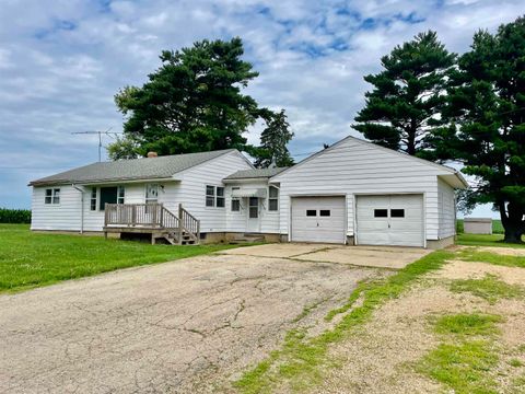 Homes For Sale - 308 W Logan Street<br/> FORRESTON, IL 61030