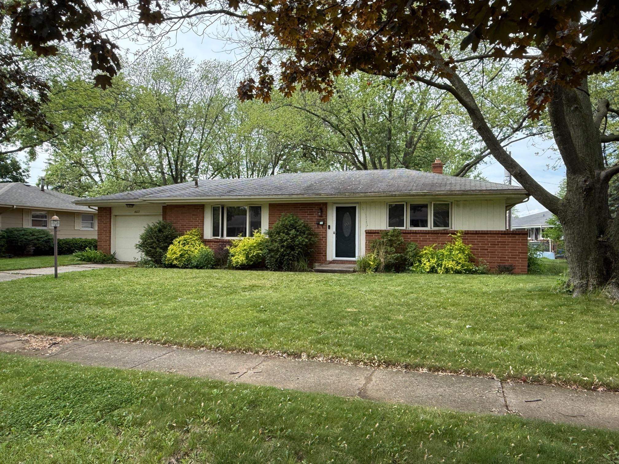 Rockford, Illinois 61108, United States, 2 Bedrooms Bedrooms, ,1 BathroomBathrooms,Residential,Pending,145272