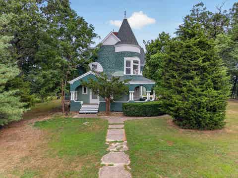 Homes For Sale - 860 Best Street<br/> MARSEILLES, IL 61341