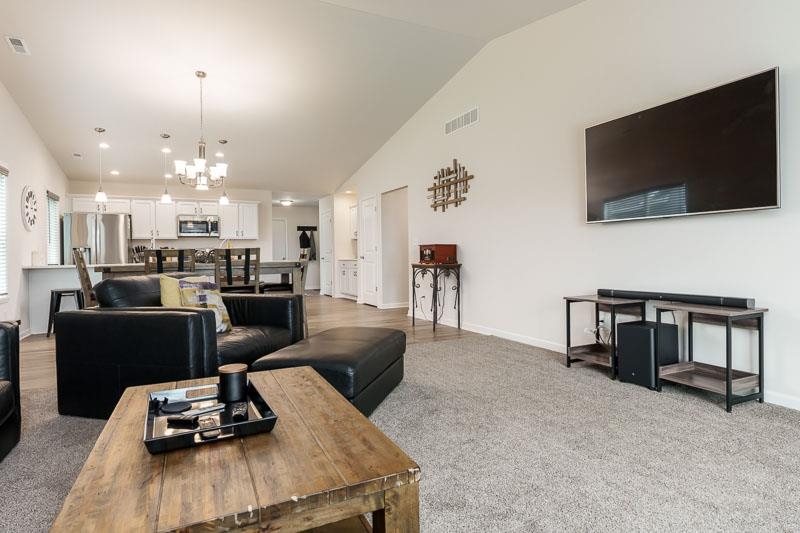 Loves Park, Illinois 61111, United States, 2 Bedrooms Bedrooms, ,2 BathroomsBathrooms,Residential,Pending,203763