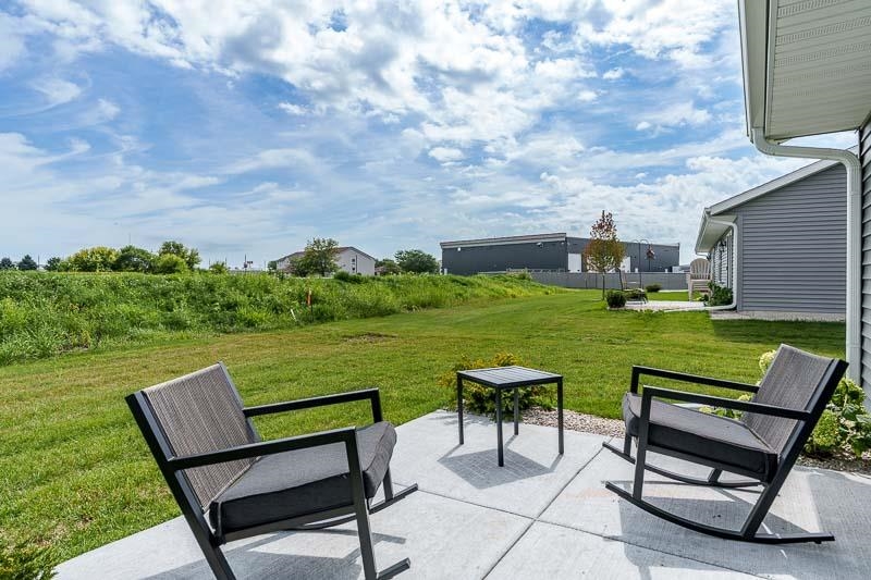 Loves Park, Illinois 61111, United States, 2 Bedrooms Bedrooms, ,2 BathroomsBathrooms,Residential,Pending,203763