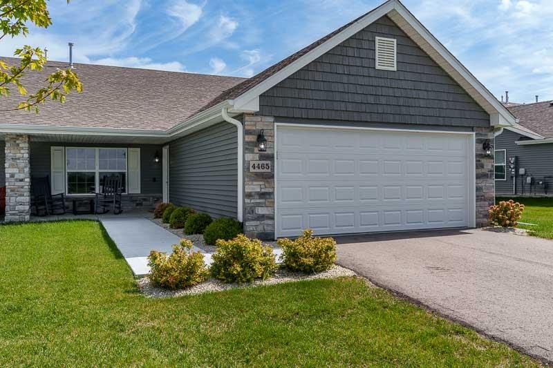 Loves Park, Illinois 61111, United States, 2 Bedrooms Bedrooms, ,2 BathroomsBathrooms,Residential,Pending,203763