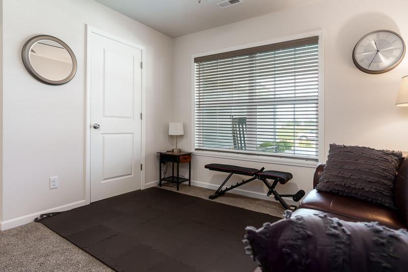 Loves Park, Illinois 61111, United States, 2 Bedrooms Bedrooms, ,2 BathroomsBathrooms,Residential,Pending,203763