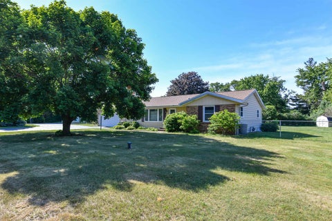 Homes For Sale - 5859 Hugh Drive<br/> Winnebago County, SOUTH BELOIT, IL 61080