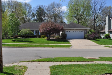 Homes For Sale - 3001 Countryside Lane<br/> Stephenson County, FREEPORT, IL 61032