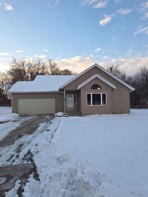 Apartment For Sale - 205 SW Gables Drive<br/> POPLAR GROVE, IL 61065