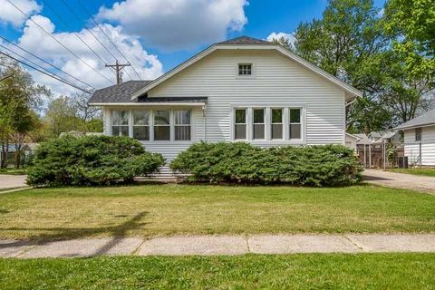 Homes For Sale - 1602 Price Street<br/> ROCKFORD, IL 61103
