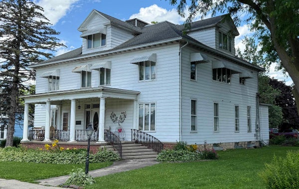323 S MAIN ST, STOCKTON, IL 61085 - Image 1352b3b572b175afa80e7e101d0cd80c/299405923