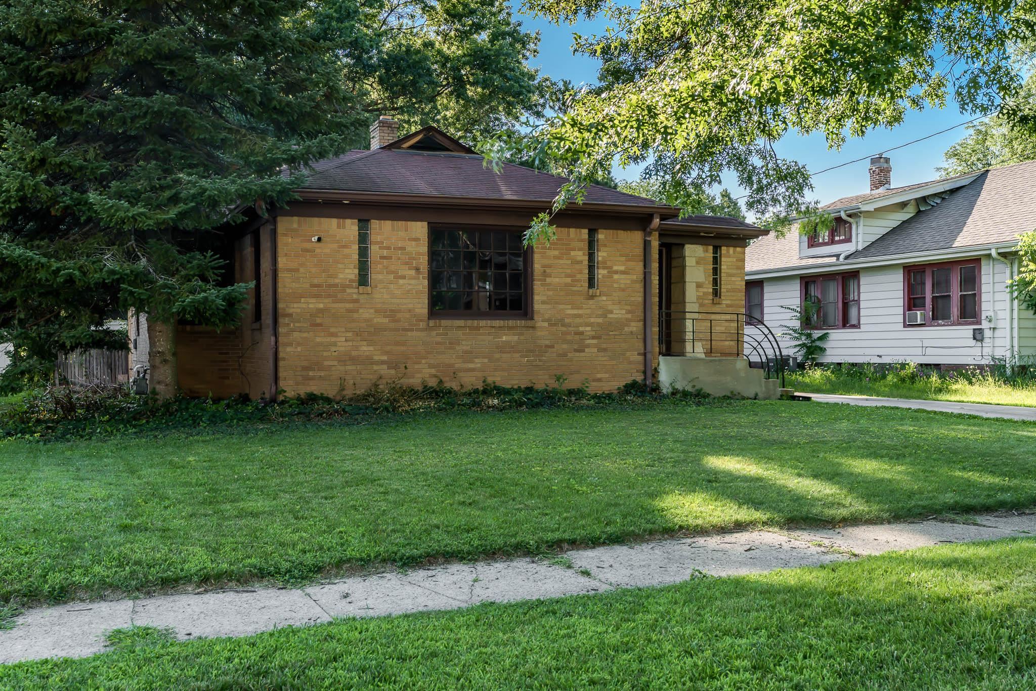 Rockford, Illinois 61107, United States, 2 Bedrooms Bedrooms, ,2 BathroomsBathrooms,Residential,Active,180986