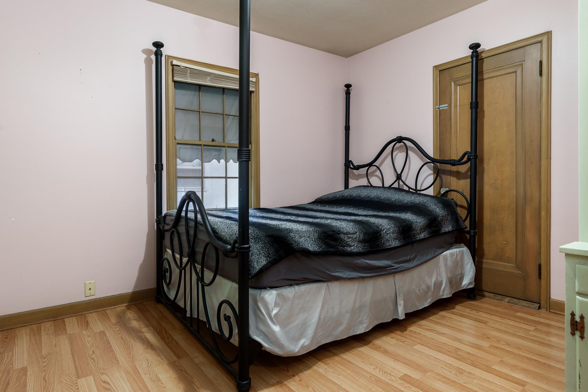 Rockford, Illinois 61107, United States, 2 Bedrooms Bedrooms, ,2 BathroomsBathrooms,Residential,Active,180986